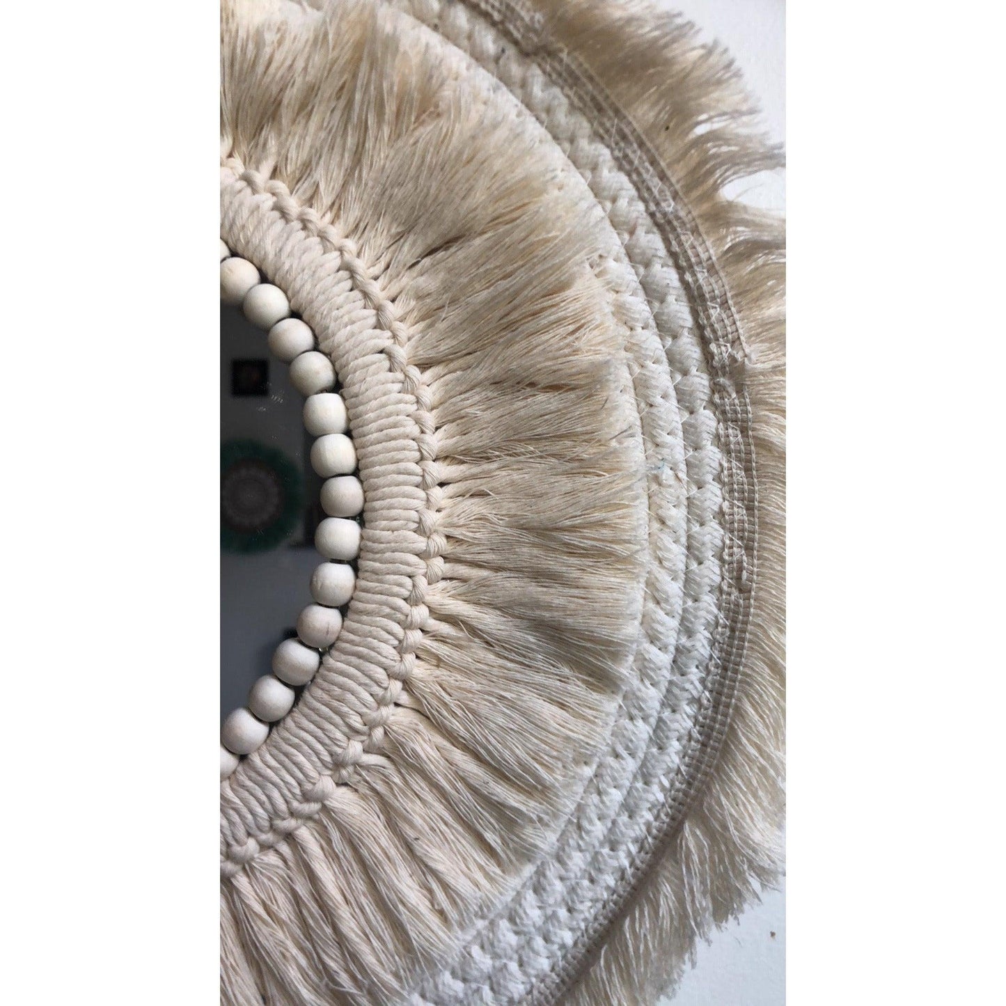 Miroir tout en coton macramé écru avec perles bois