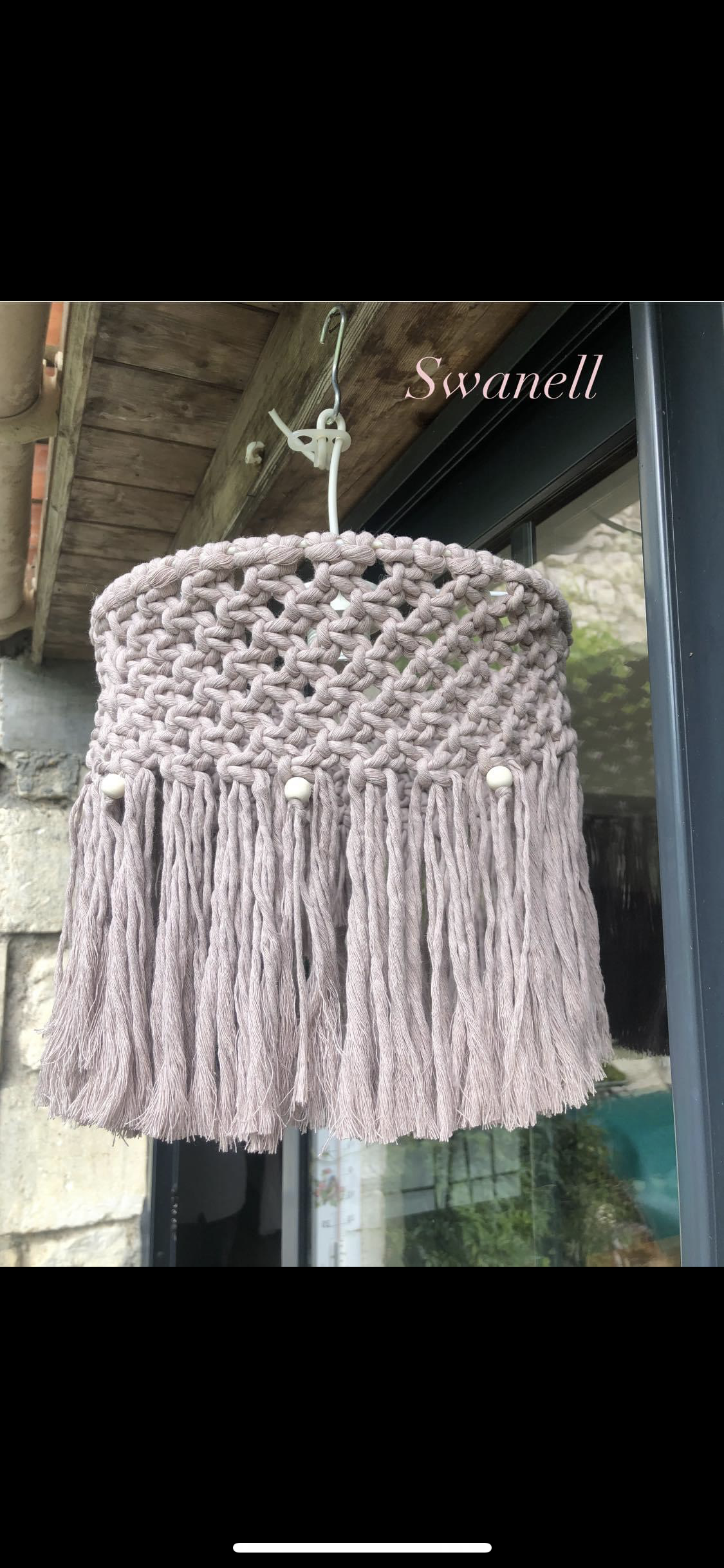 Lustre en coton macramé couleur taupe 30 cm