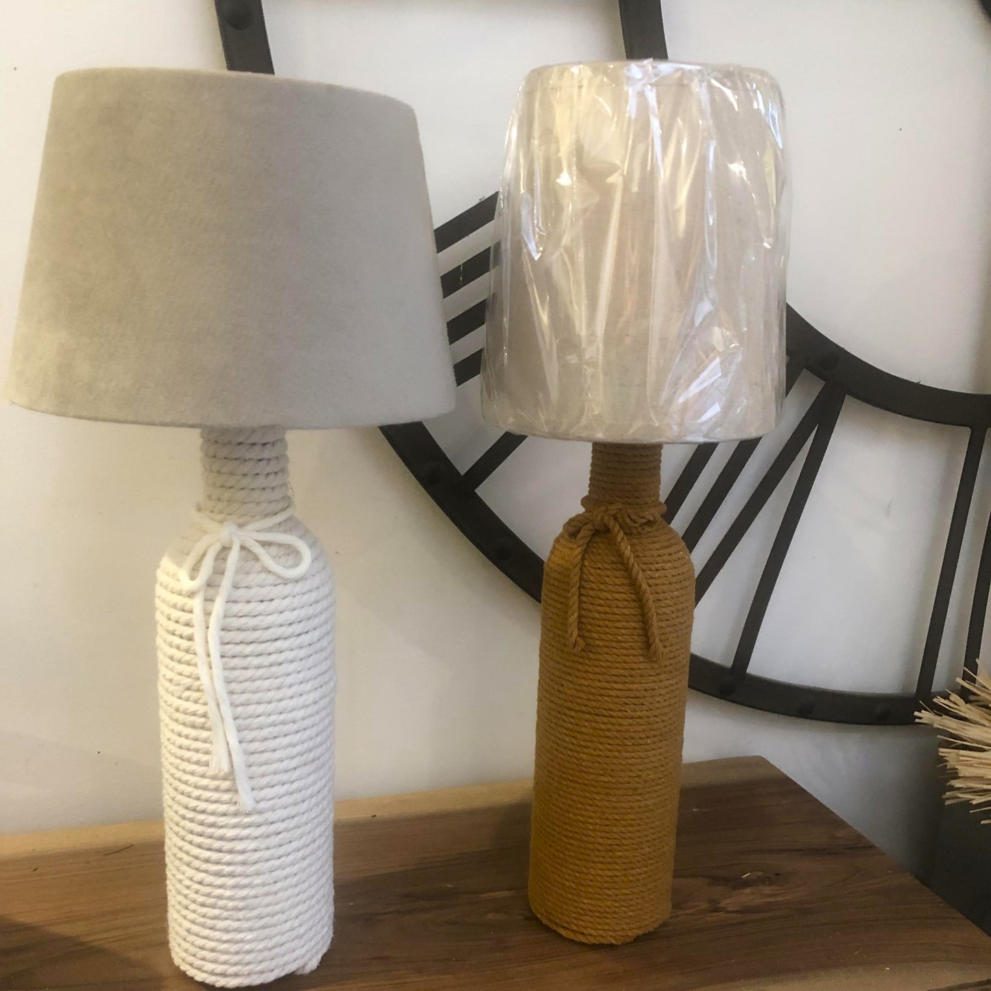 Lampe sur pied en corde de coton écru