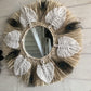 miroir en raphia, coton macramé et plumes de paon 50 cm